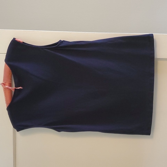 Basic Top - Picture 3 of 3